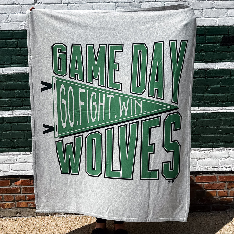 Go Fight Win Wolves Sweatshirt Blanket