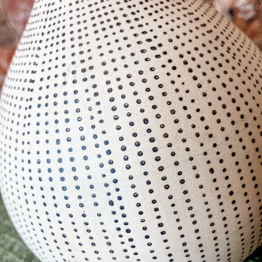 Black/Cream Stoneware Textured Vase