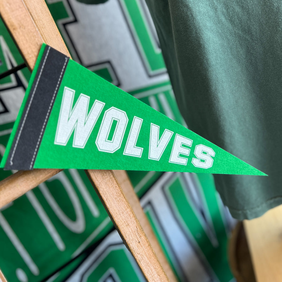 Wolves Green Pennant