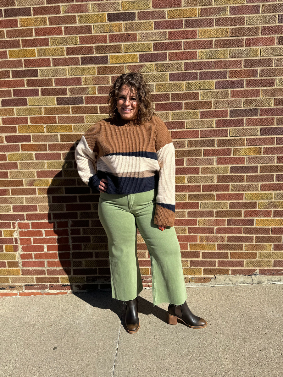 Color Block Cropped Sweater