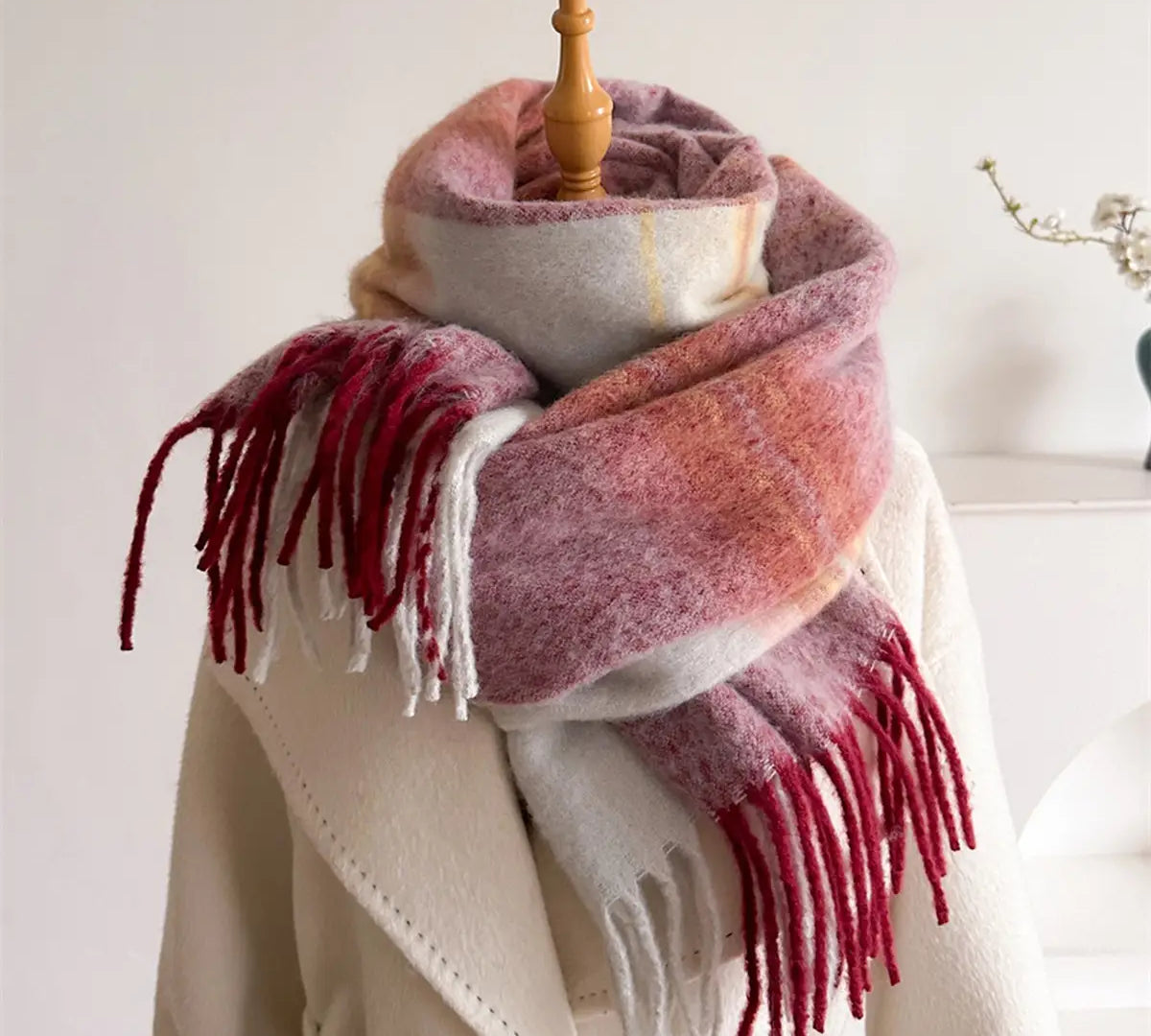Soft Gradient Knit Tassel Scarf