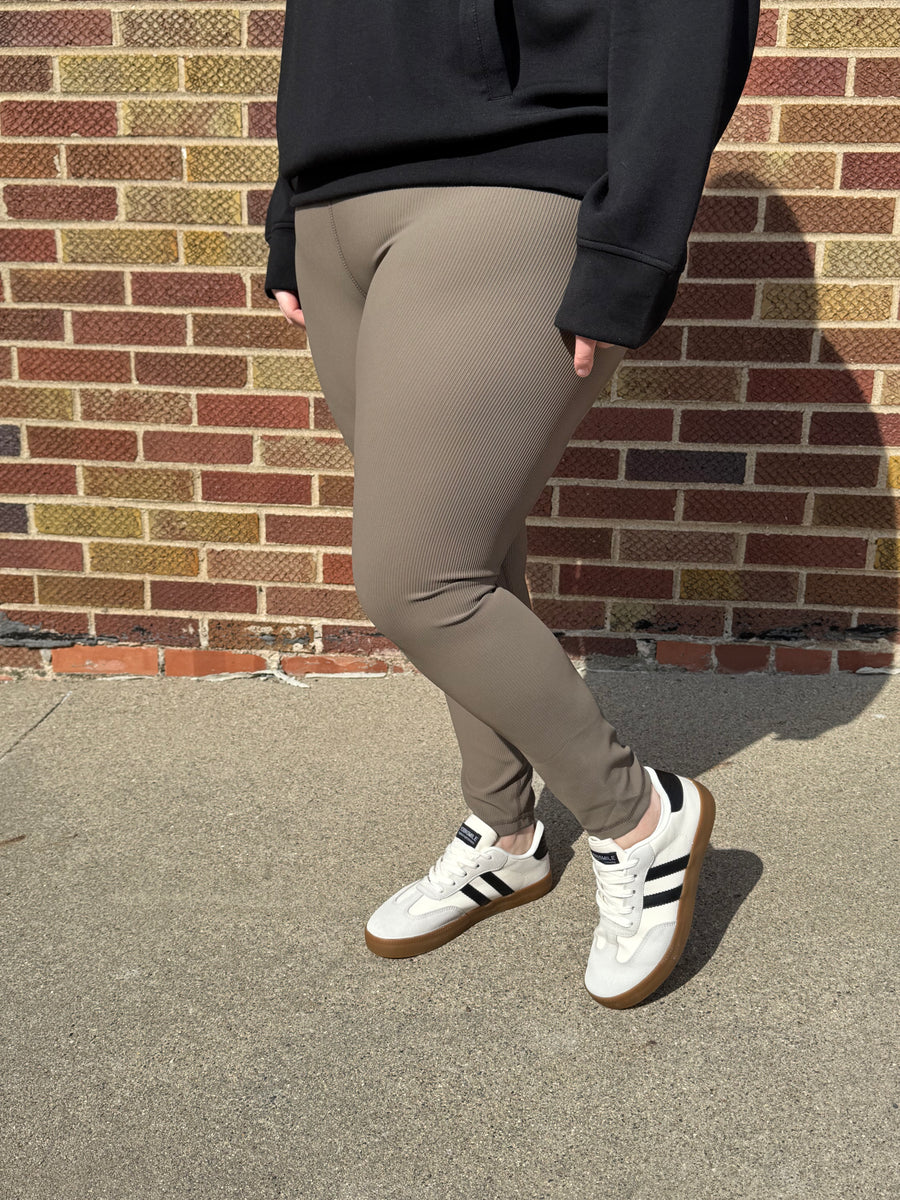 Plus Nylon Ribbed Leggings