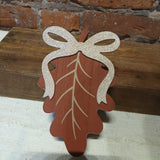 Leaves w/Bows Figurine 5.25”