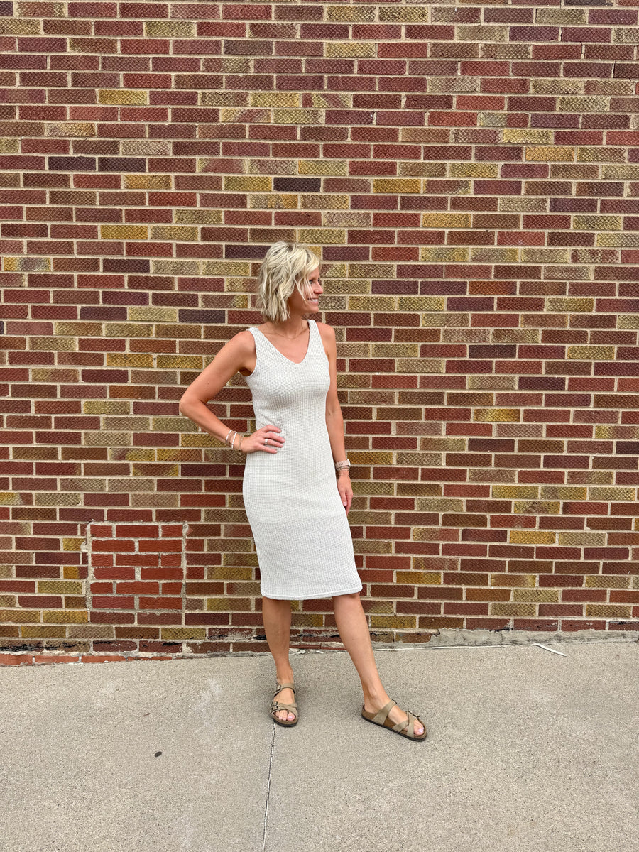 Sleeveless Knit Textured Midi Dress