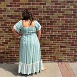Floral Print Maxi Dress w/Flutter Sleeve