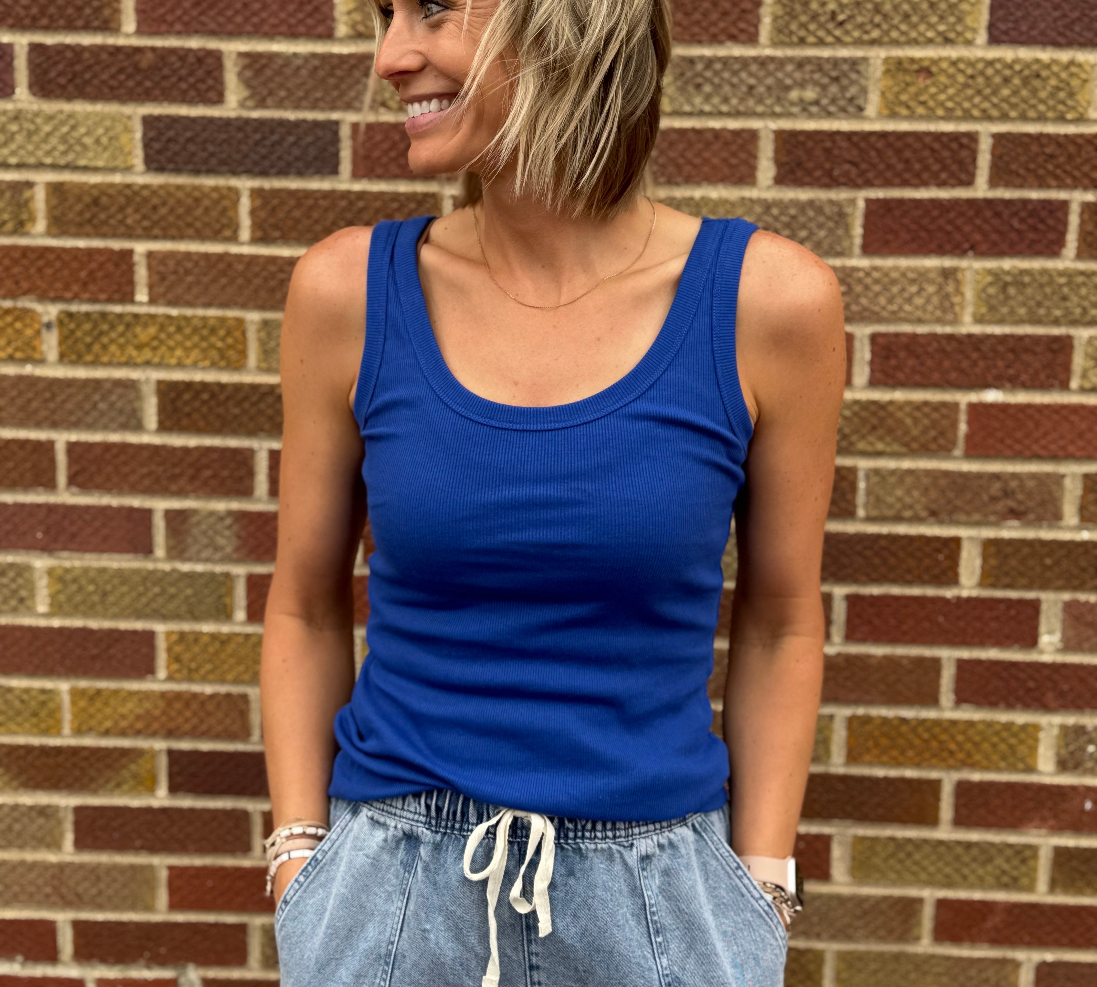 Scoop Neck Solid Tank