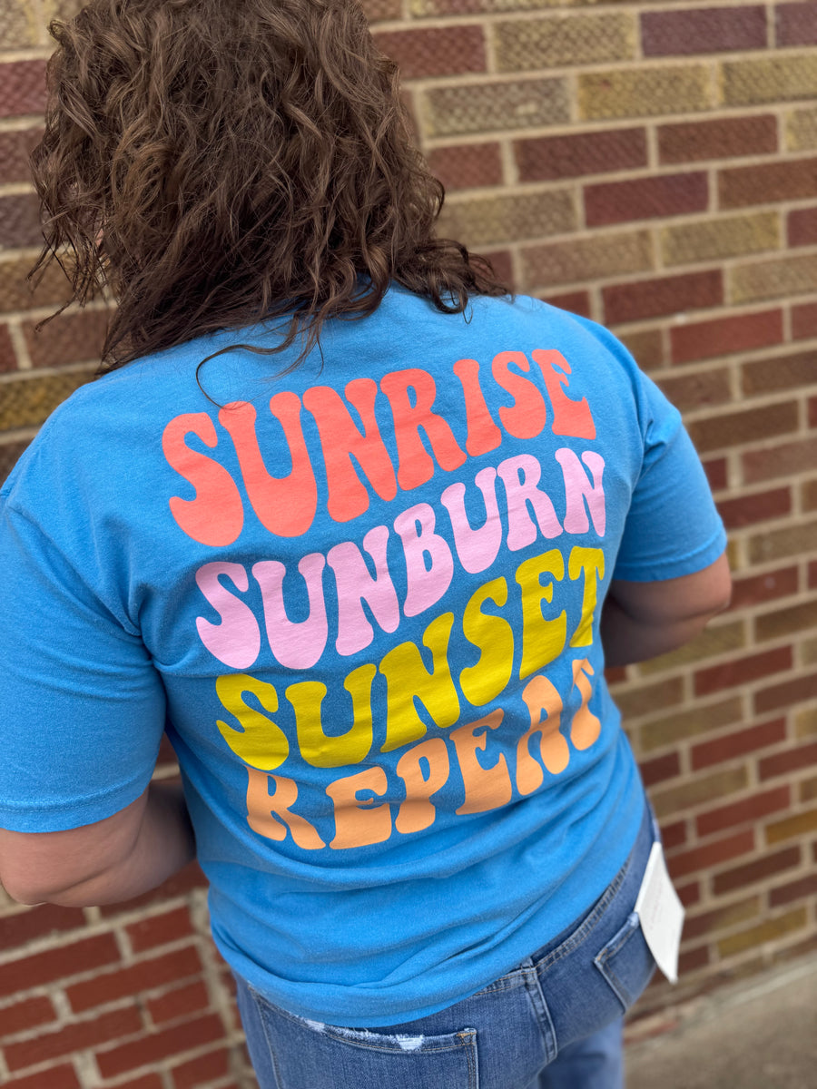Sun Repeat Graphic Tee