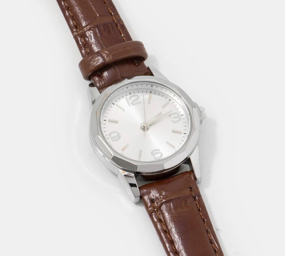 Thin Leather Strap Vintage Watch