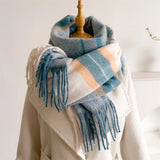 Soft Gradient Knit Tassel Scarf