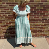 Floral Print Maxi Dress w/Flutter Sleeve