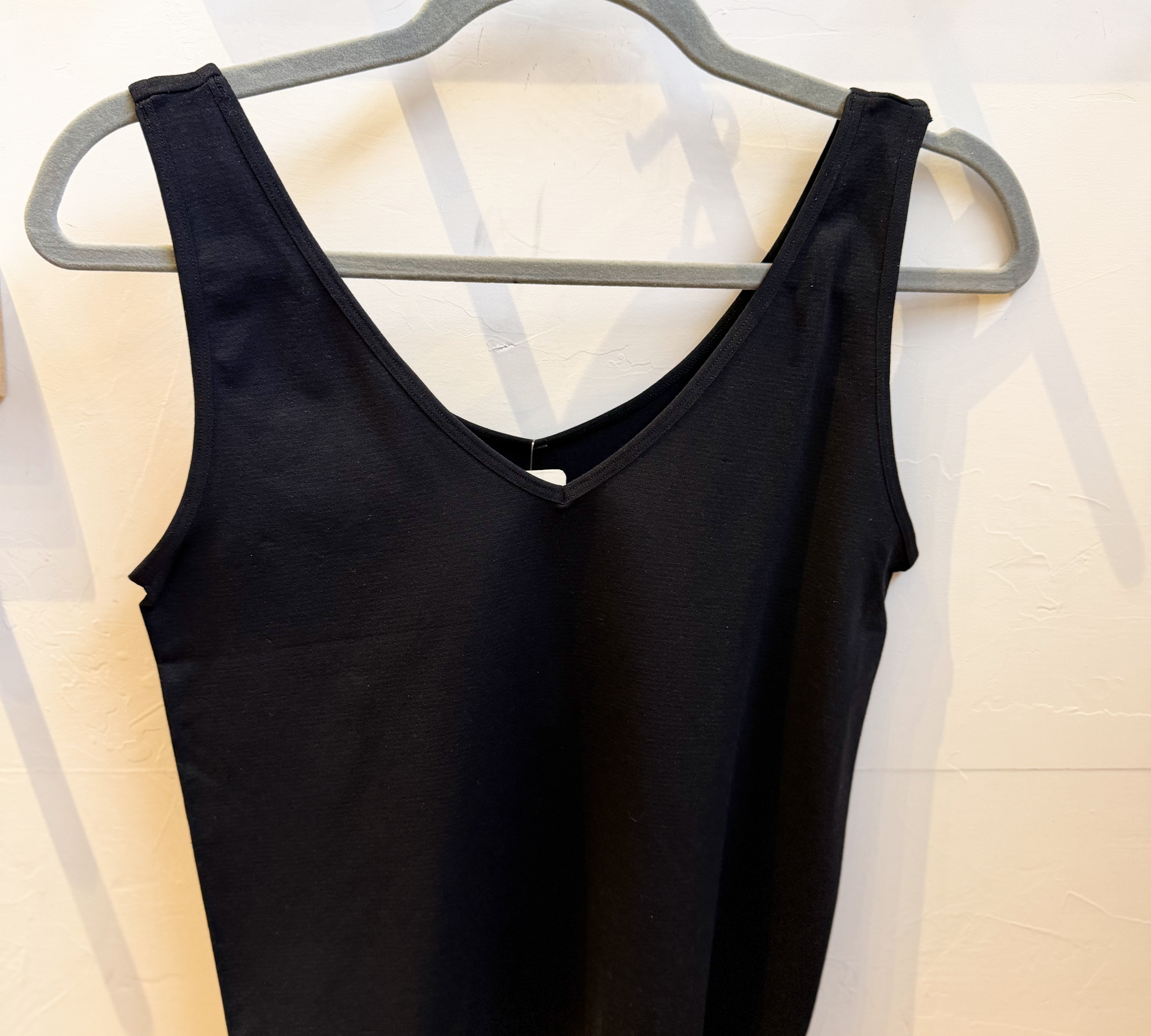Reversible Neckline Seamless Tank