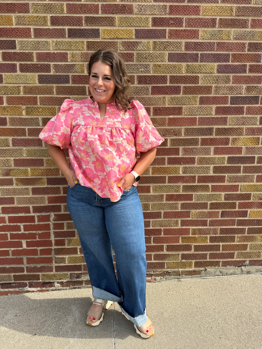 Plus Floral Satin Babydoll Top w/Bubble Sleeve
