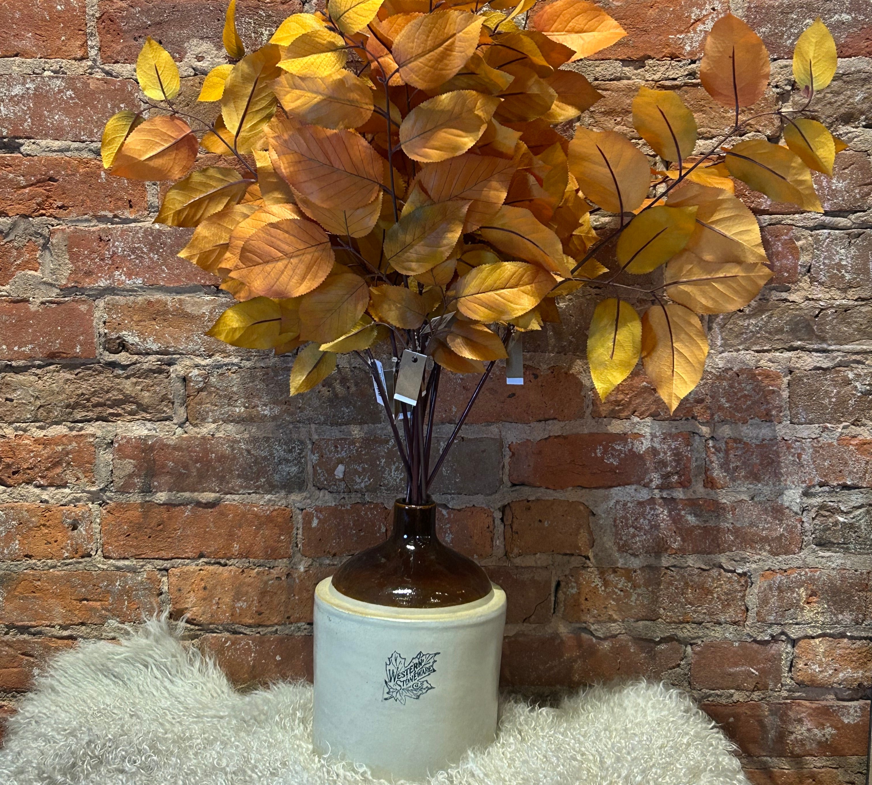 Autumn Salal Leaf Spray 29”