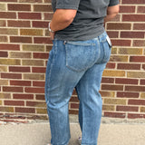 Judy Blue Plus Petite Marlow Arc Barrel Jean