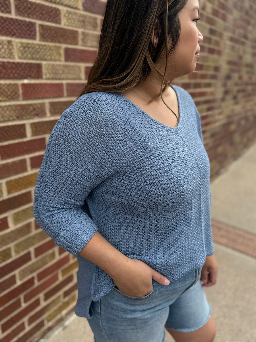 Chic Crew Neck Knit Sweater