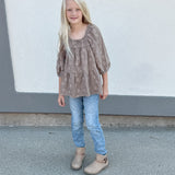 Girls Floral Embroidery Puff Sleeve Square Neck Top