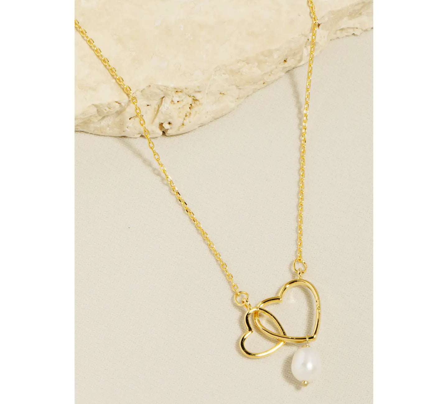 Hearts & Pearl Pendent Necklace