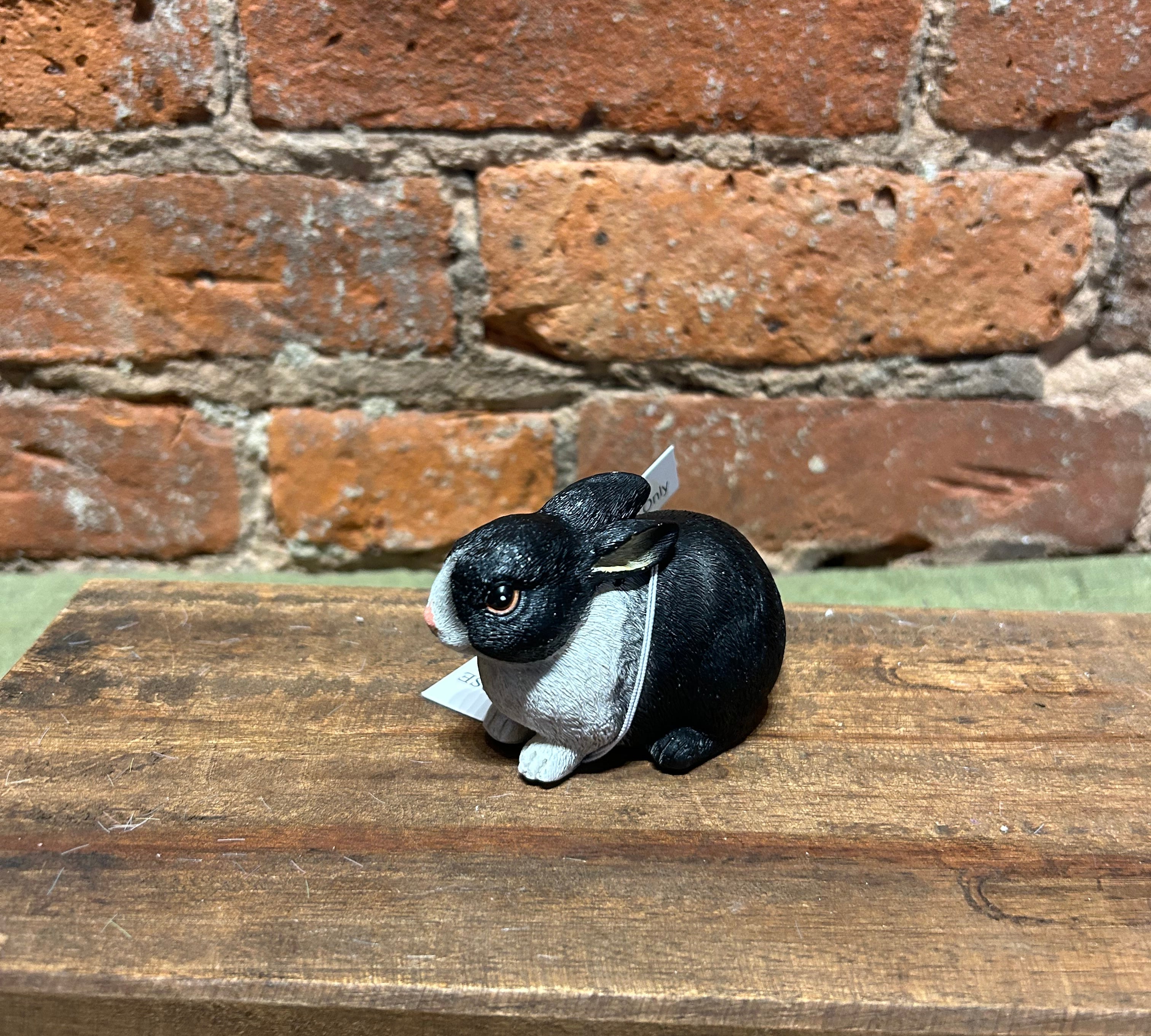 Resin Black & White Rabbit