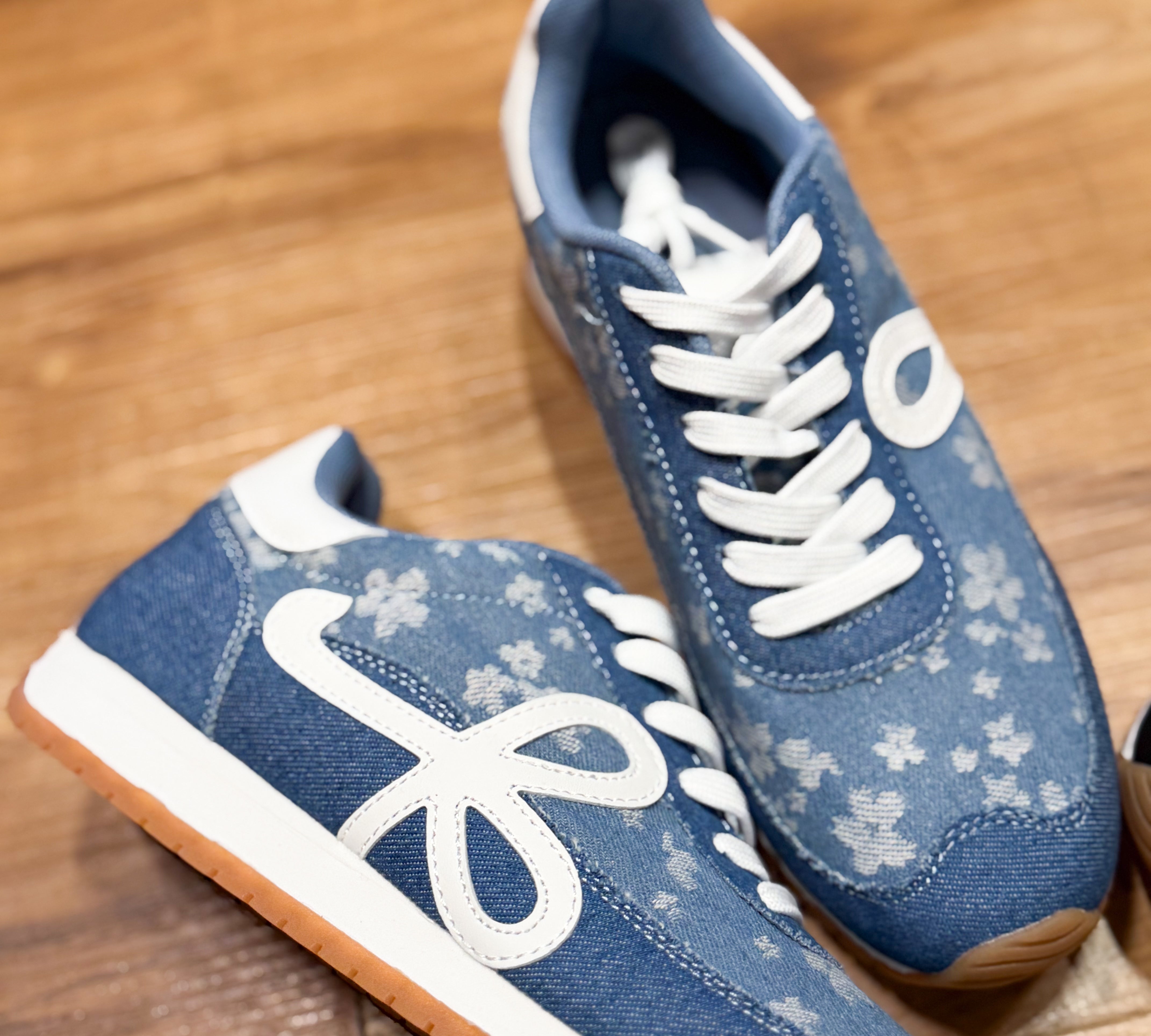 Low Top Lace Up Sneaker