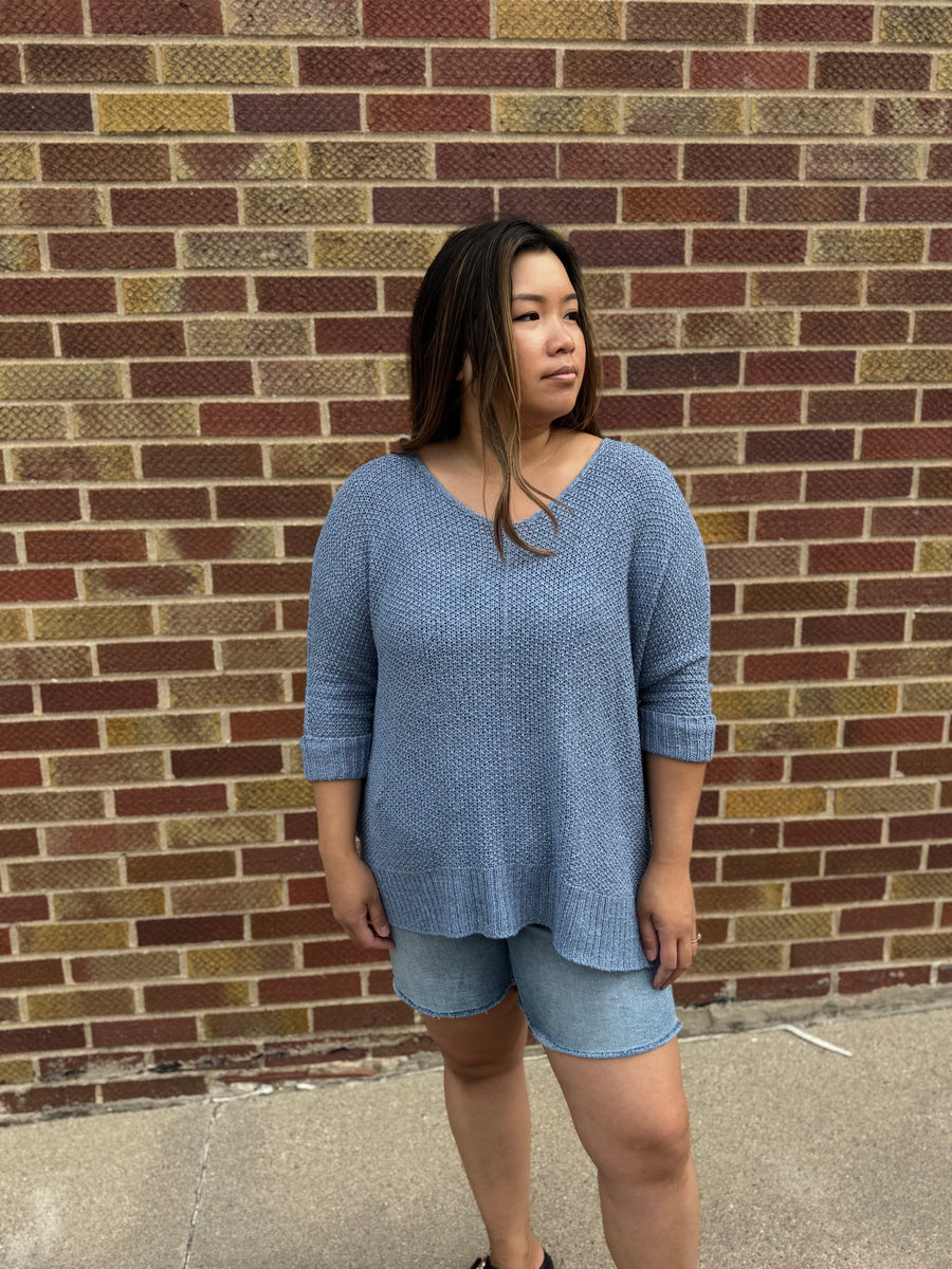 Chic Crew Neck Knit Sweater