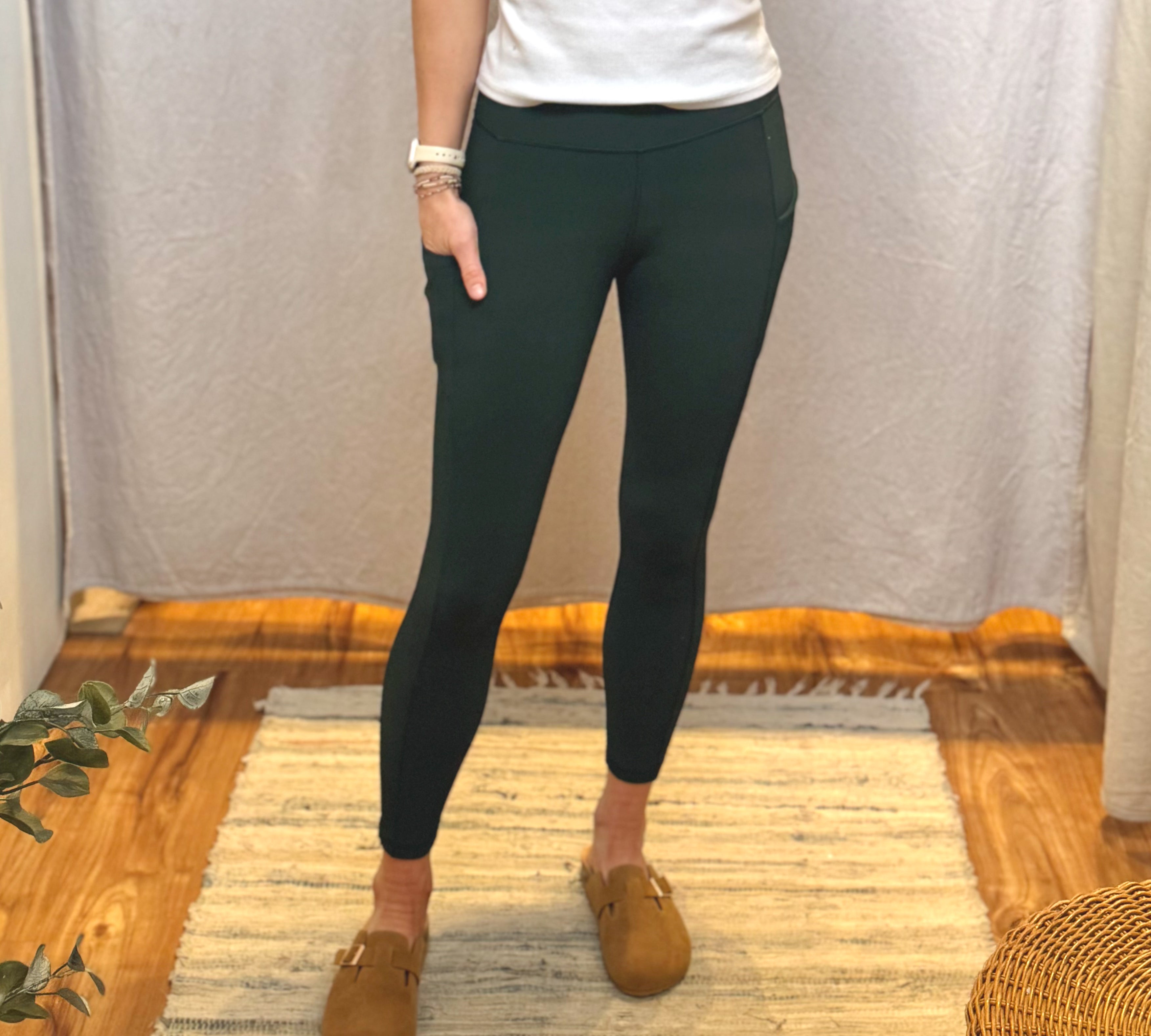 Nylon Ribbed Leggings w/Side Pocket