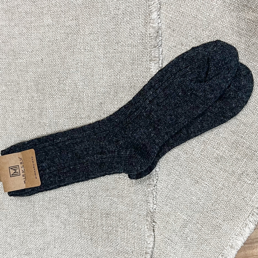 Ribbed Knit Crew Socks