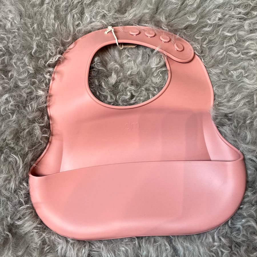 Bennett Silicone Bib