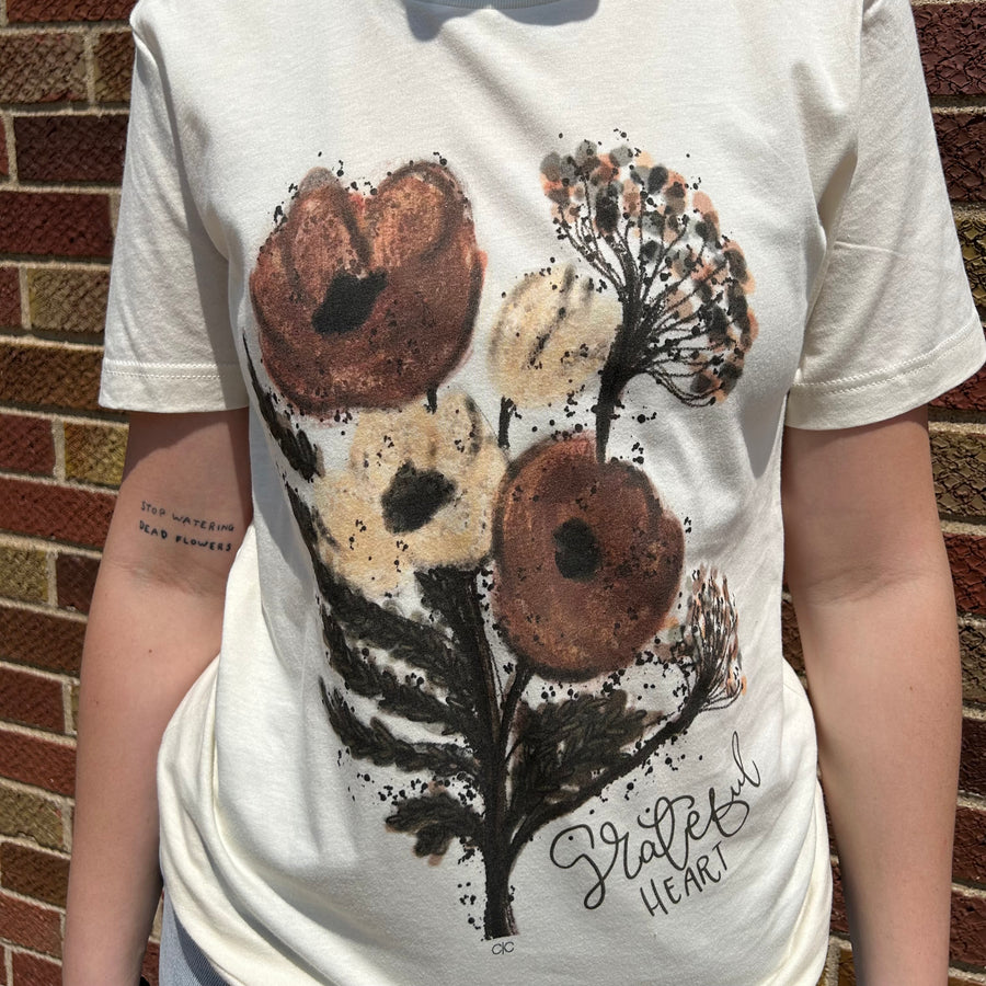 Grateful Heart Graphic Tee
