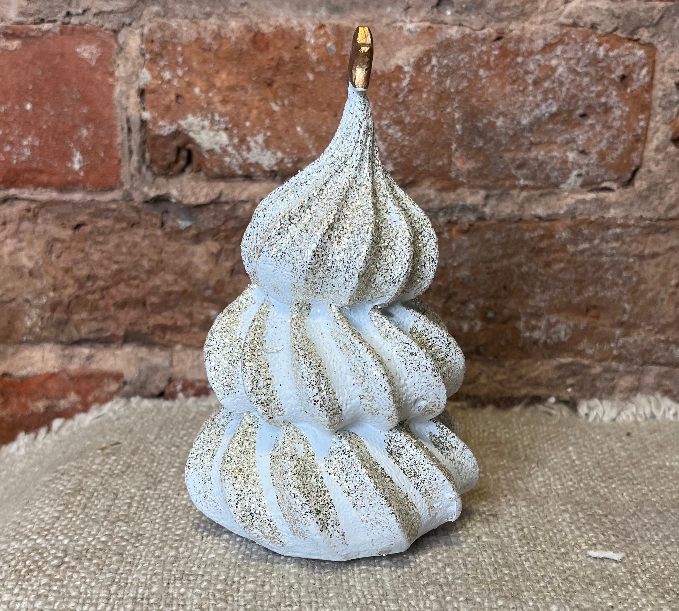Gold Glitter & Star Merengue Tree
