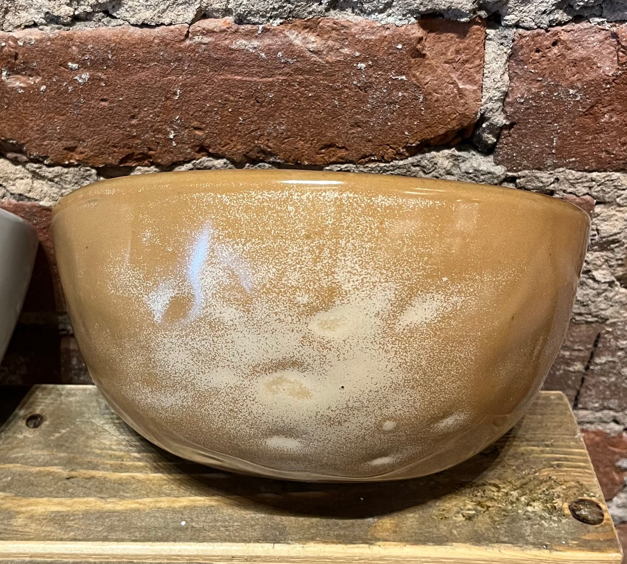 Stoneware Wall Planter 8x4.5”