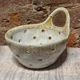 Stoneware Colander w/Handle