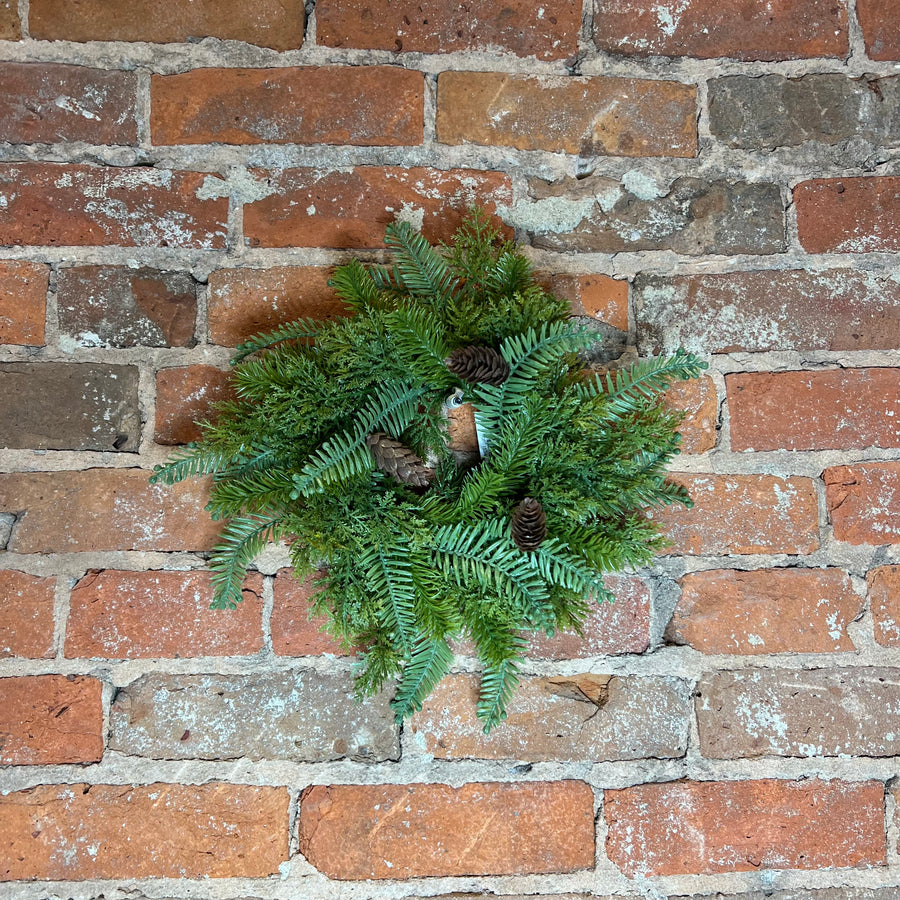 Mixed Cedar/Hemlock Wreath w/Pinecones