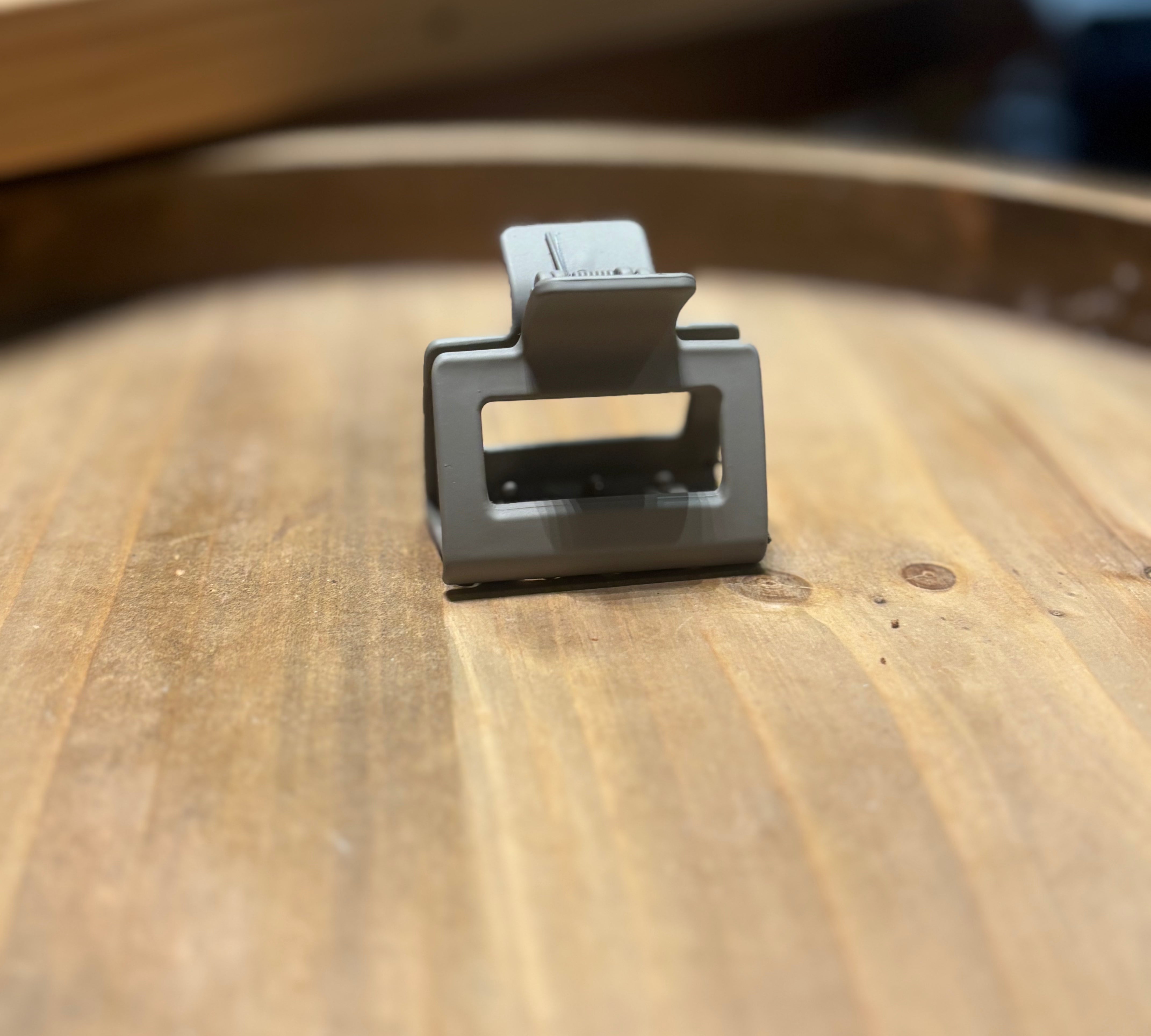 Small Matte Rectangle Hair Claw