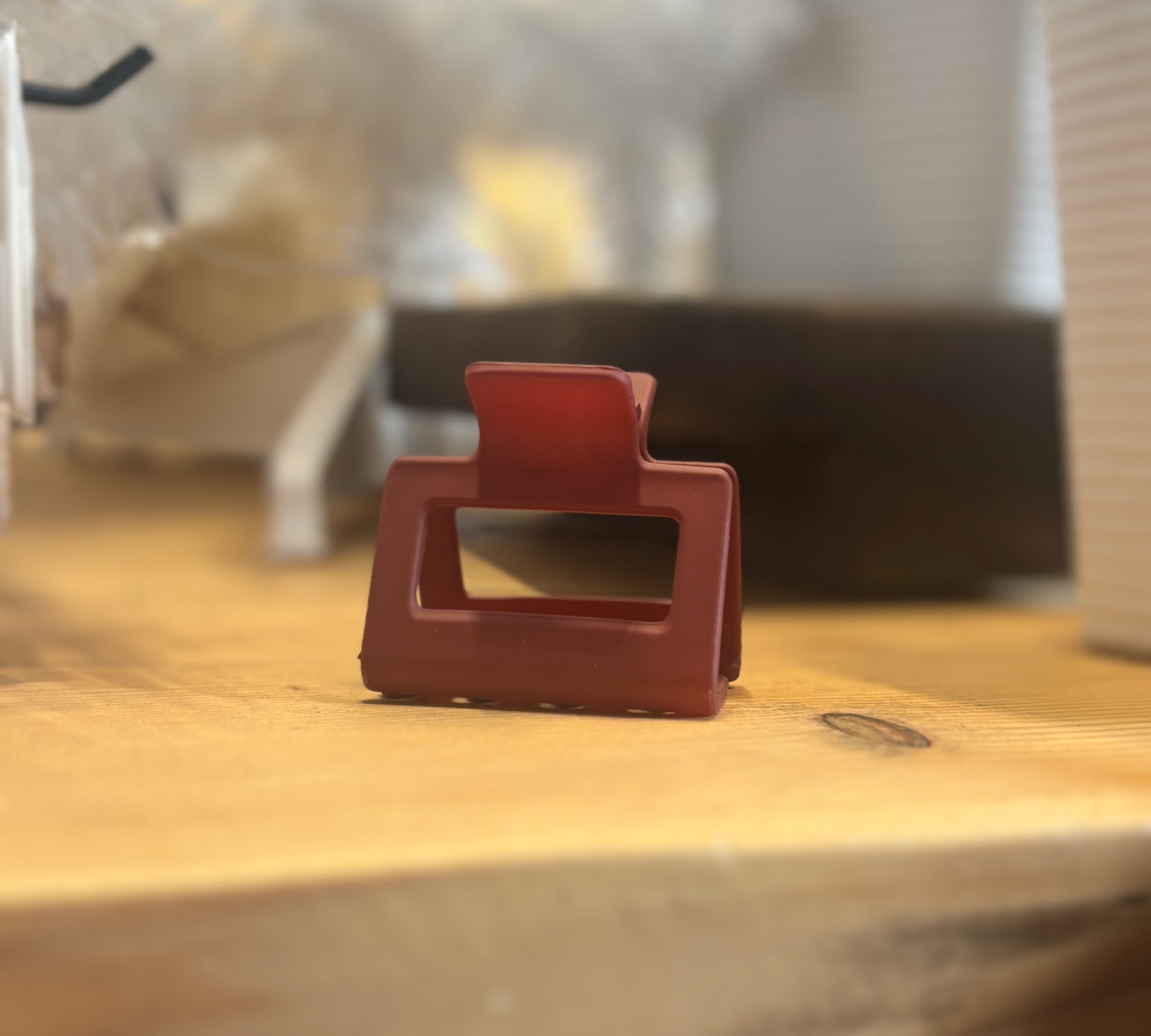 Small Matte Rectangle Hair Claw