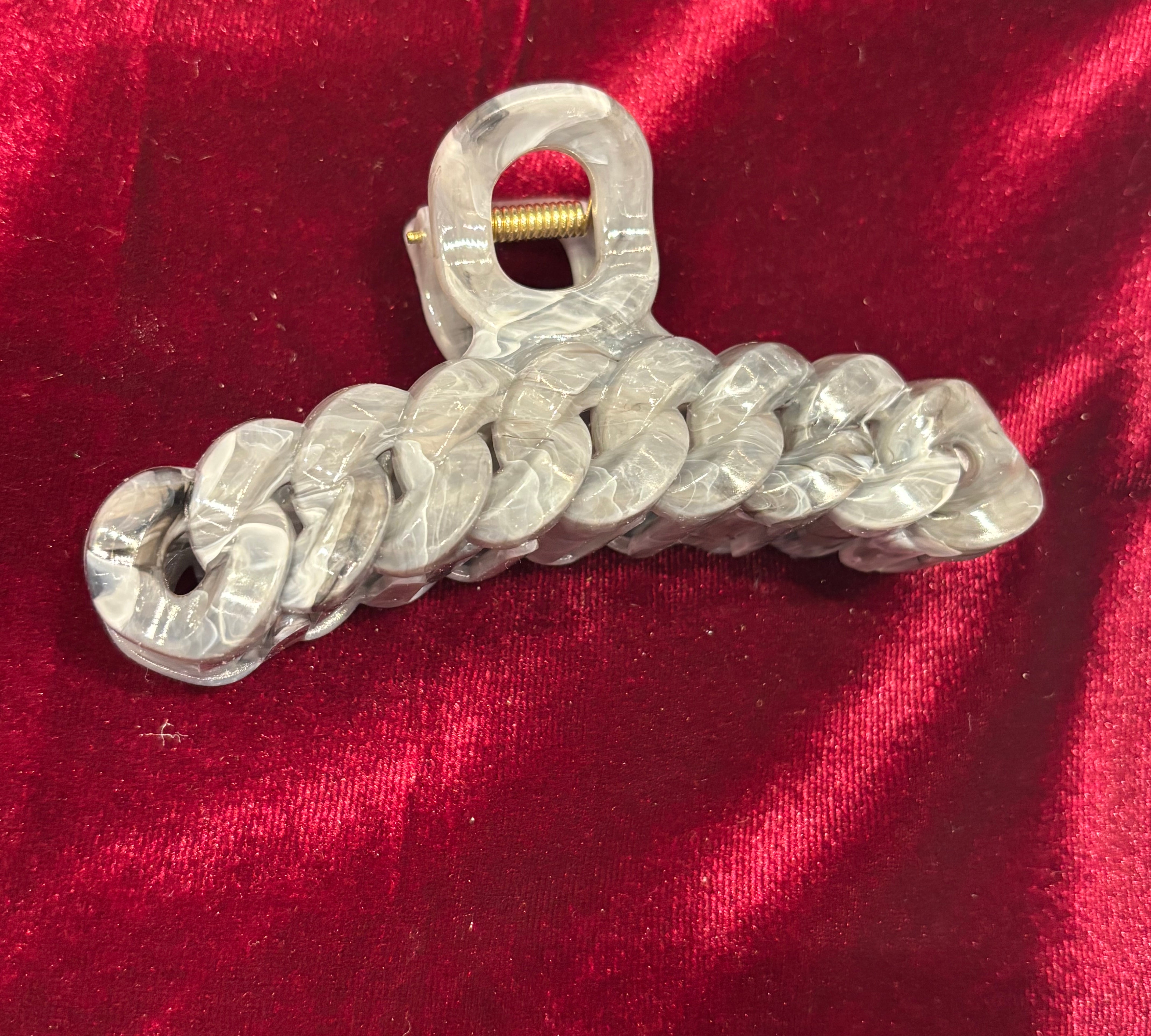Marble Chain Pattern Hair Claw