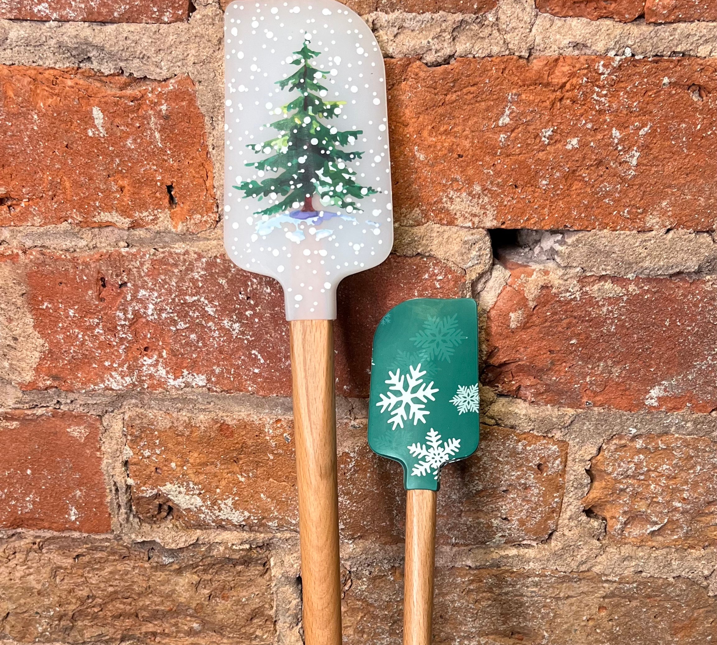 Silicone/Wood Holiday Spatula w/ Measurement Conversions Set of 2