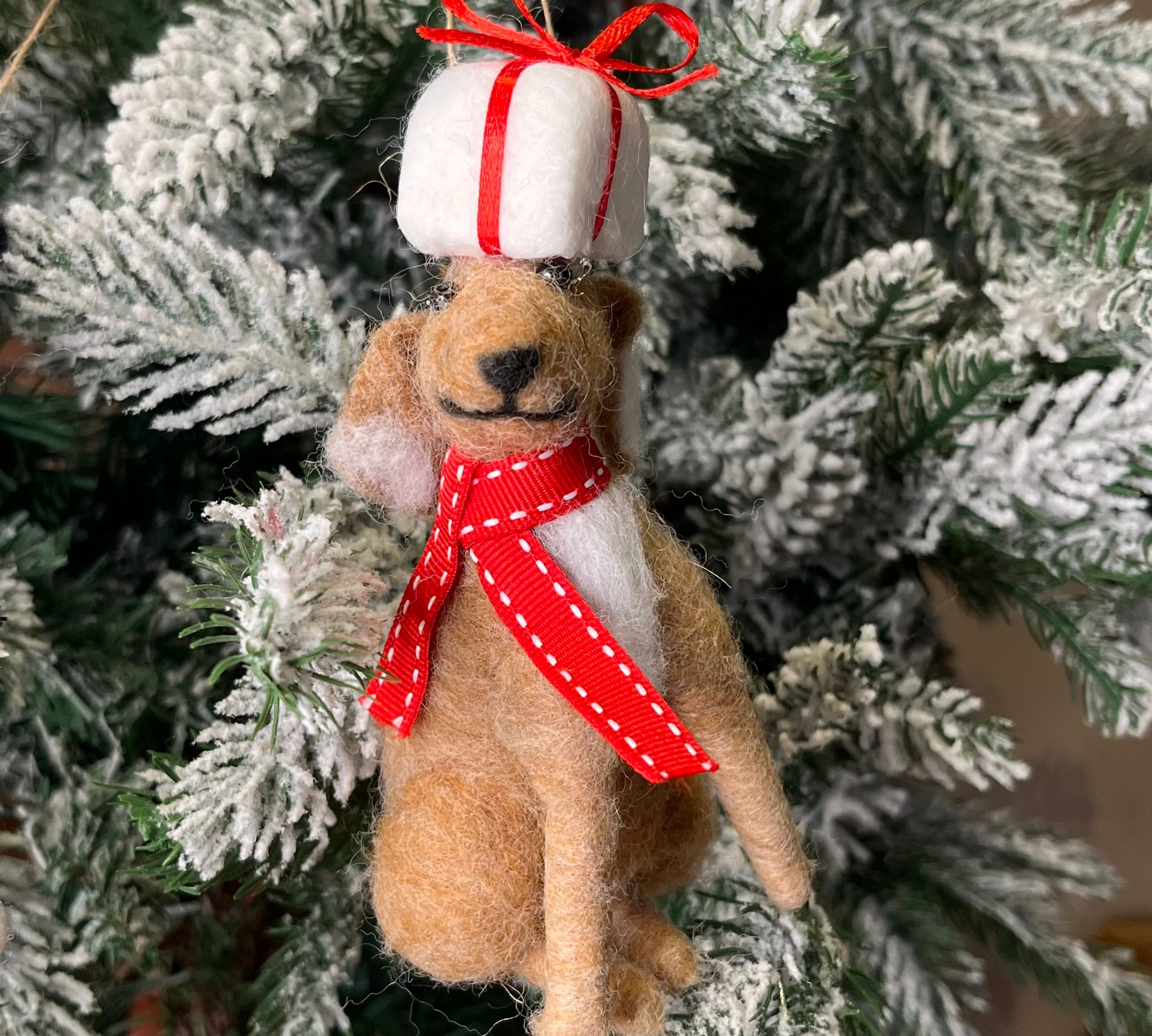 Wool Felt Dog Orn 4.5"