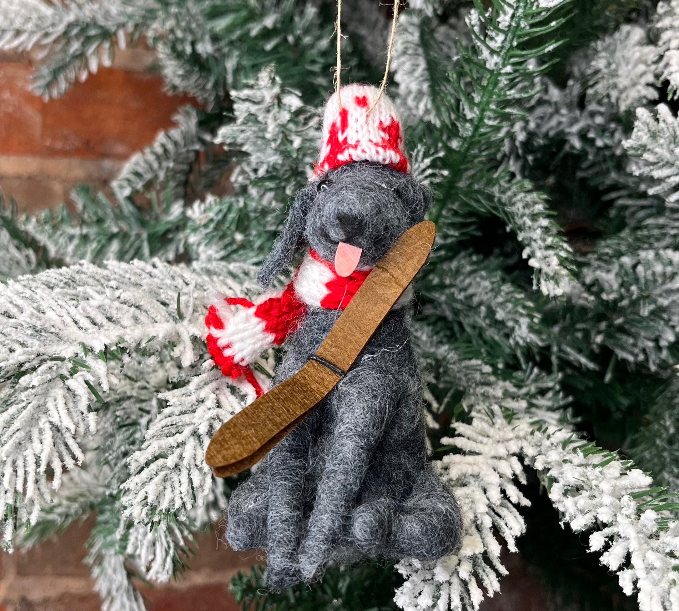 Wool Felt Dog Orn 4.5"