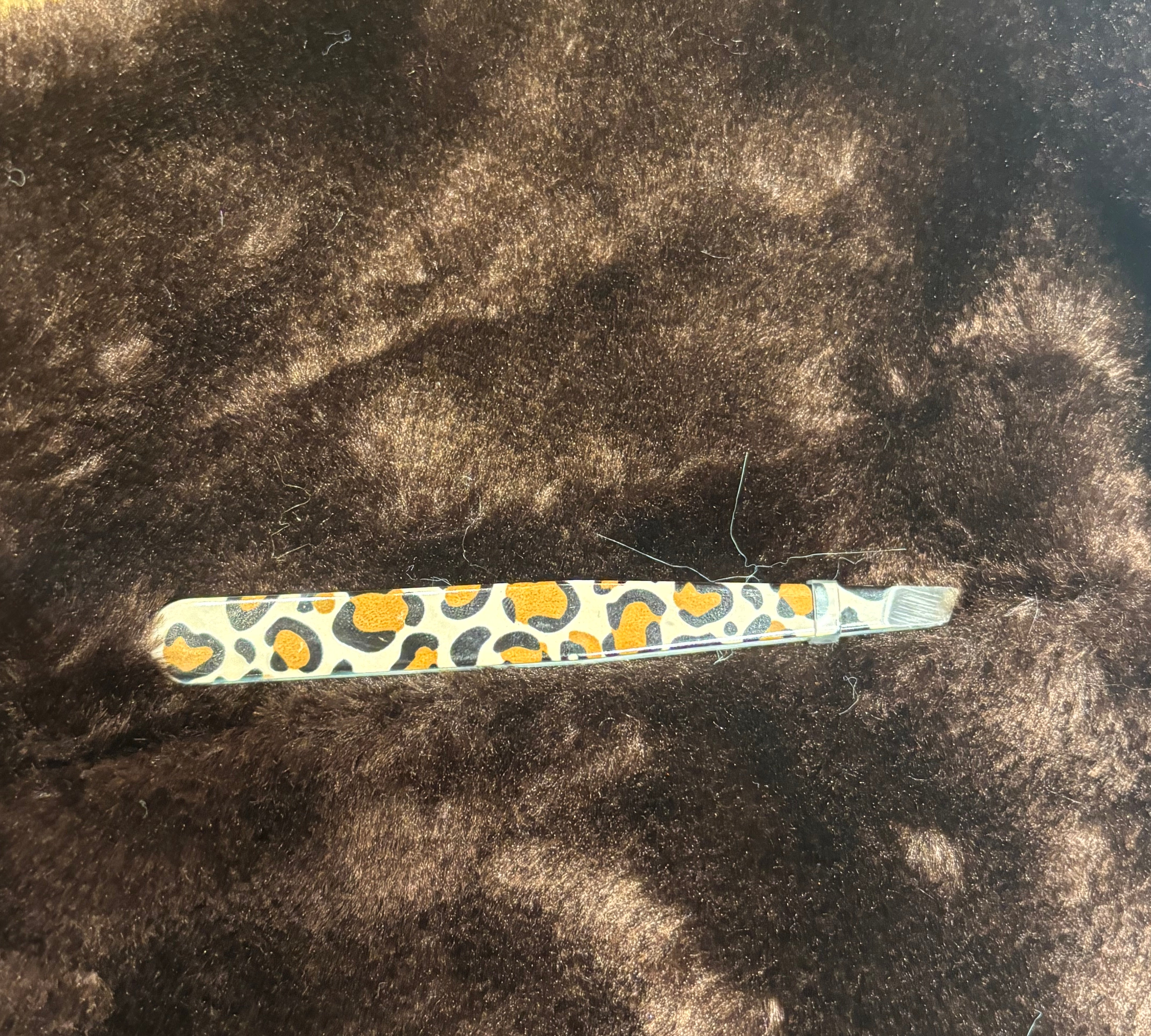 Leopard Eyebrow Tweezer