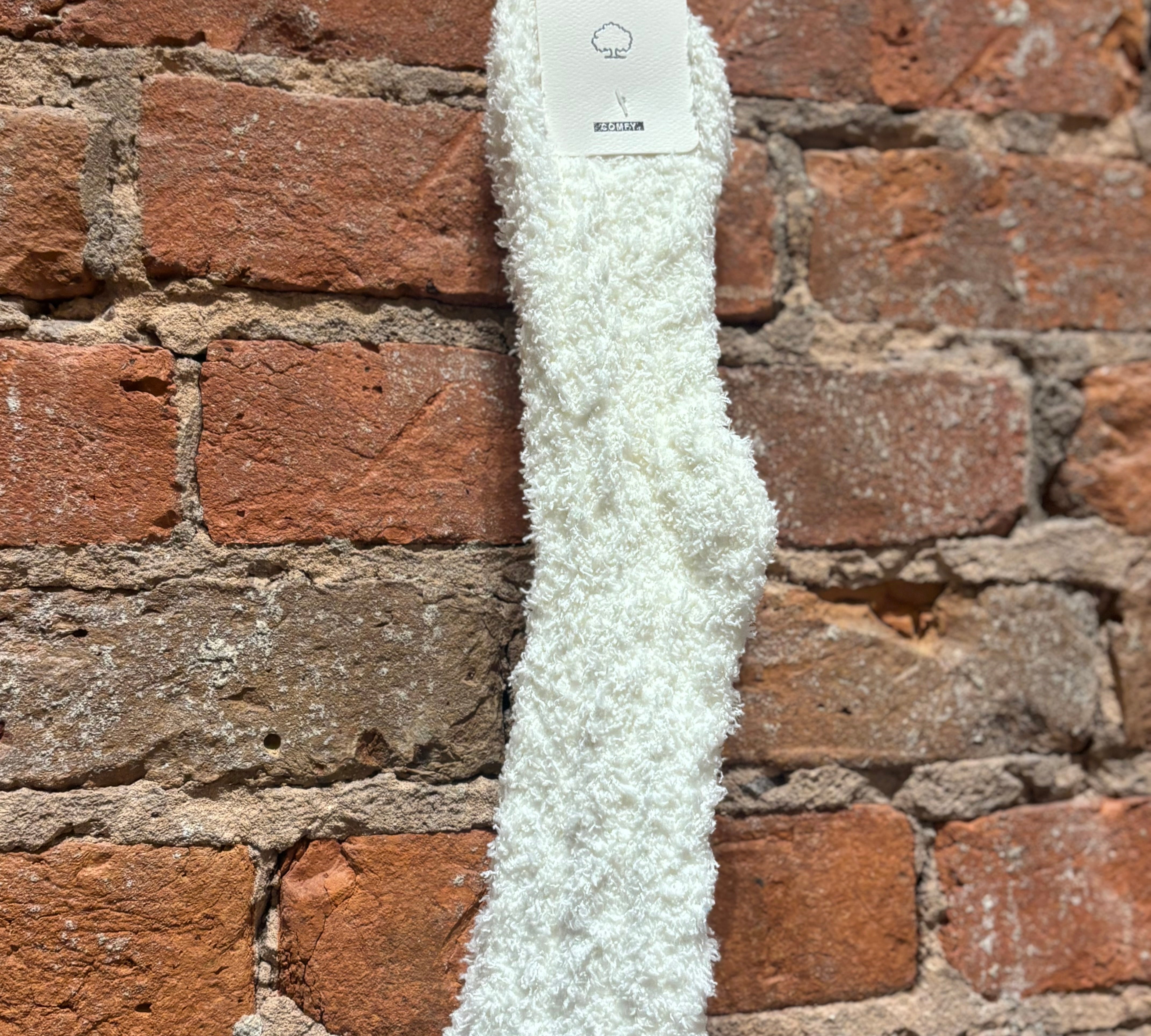 Two Tone Cable Knit Socks