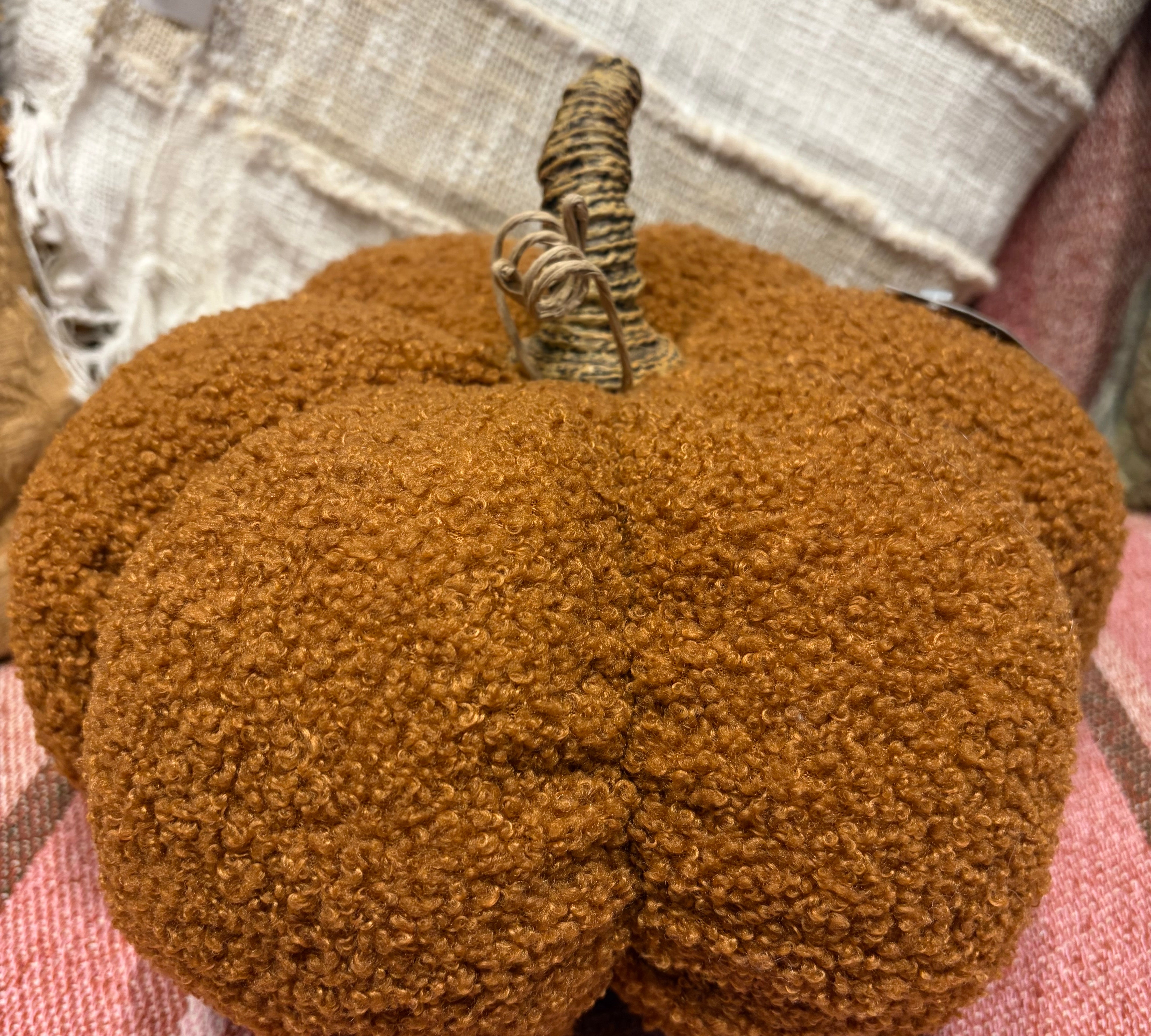 Boucle Pumpkin 8”