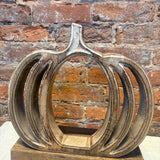 Mango Open Pumpkin Frame