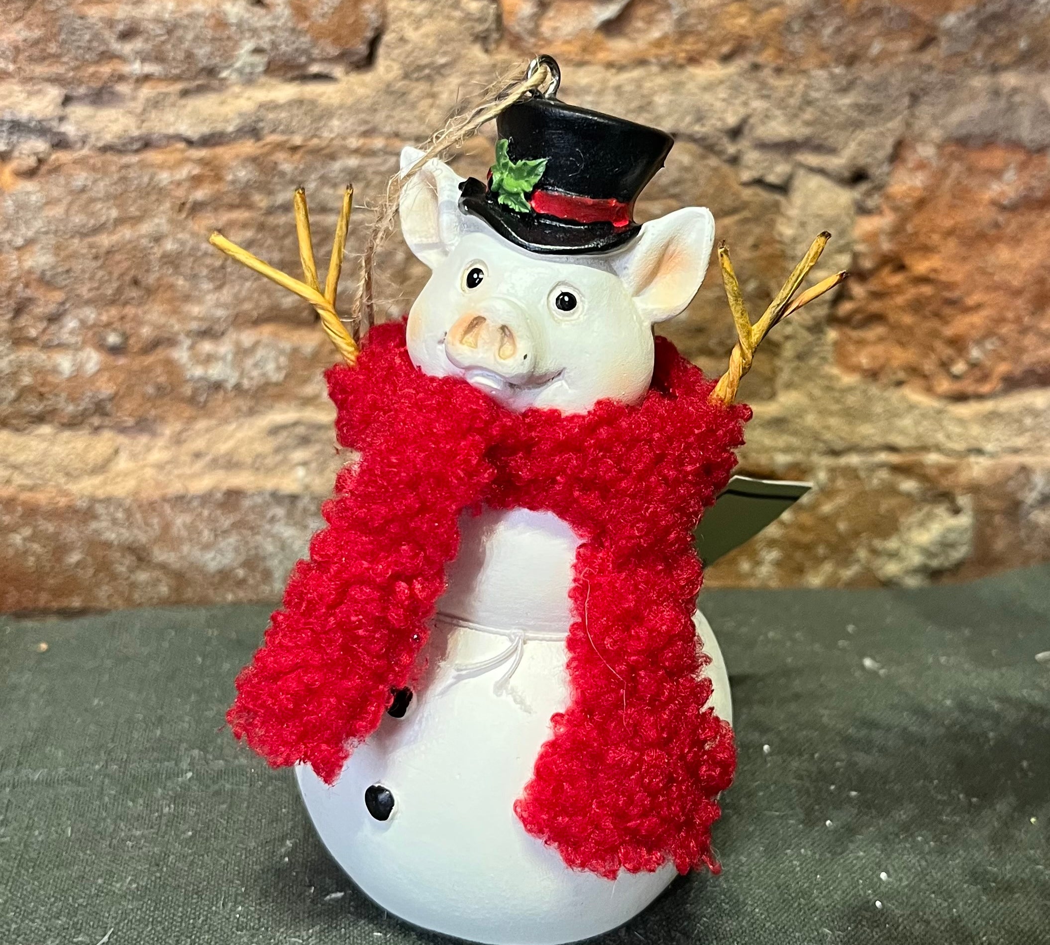 Resin Farm Animal Snowman Orn 4.5”