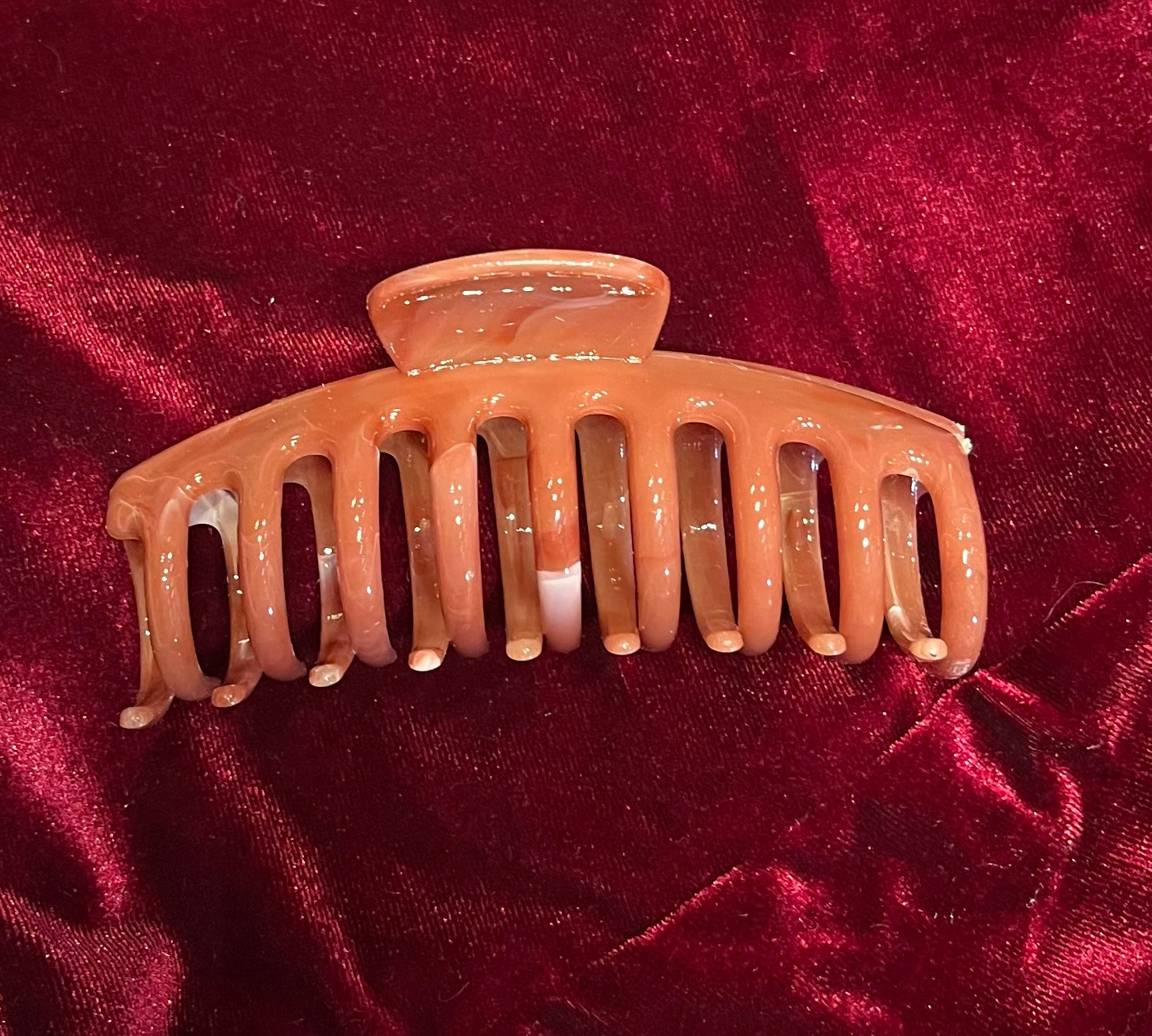 Shimmering Marble Round  Hair Claw