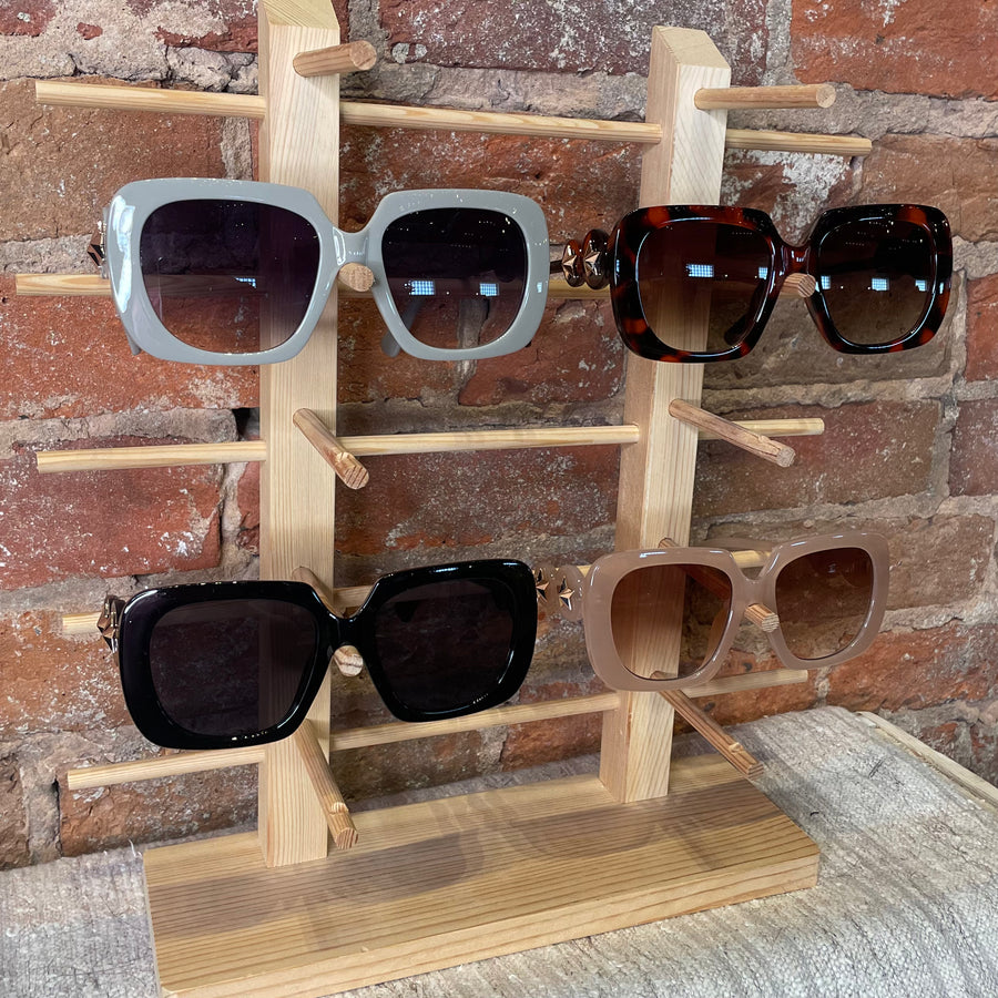 Thick Frame Sunglasses w/Star Detail