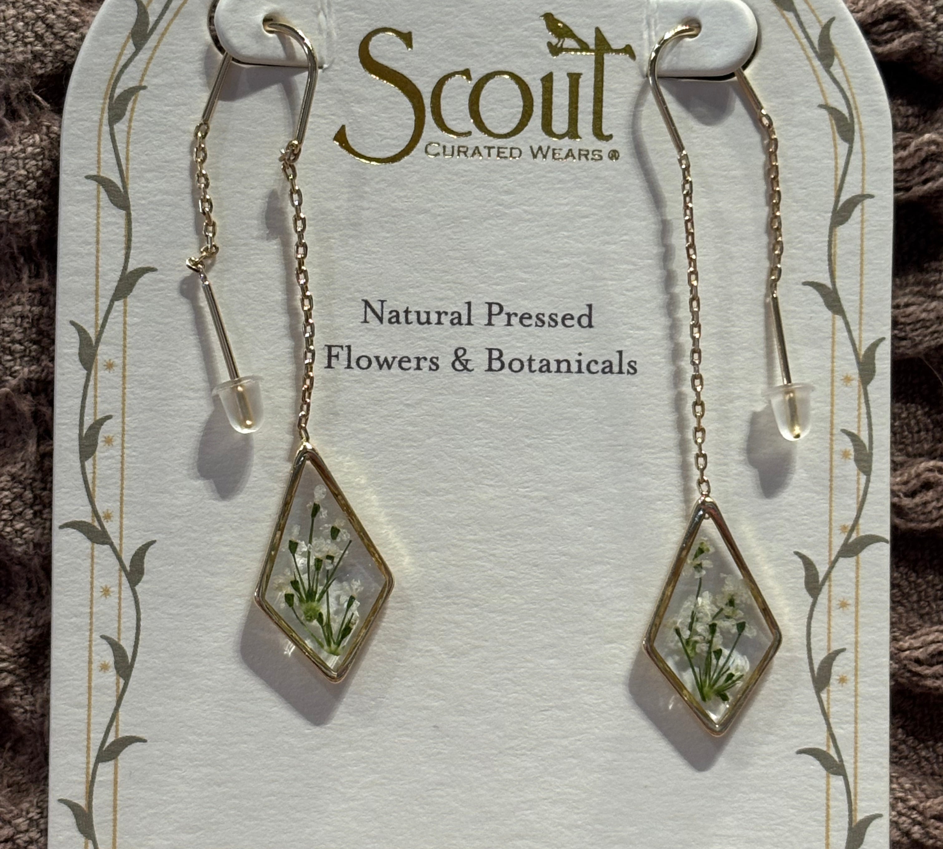 Pressed Flower Thread Earring