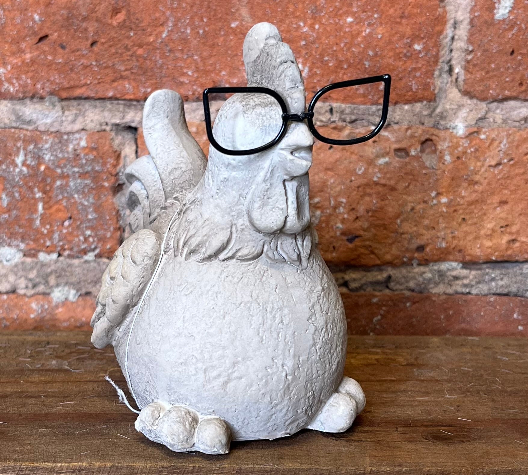 Resin Chicken w/Metal Glasses