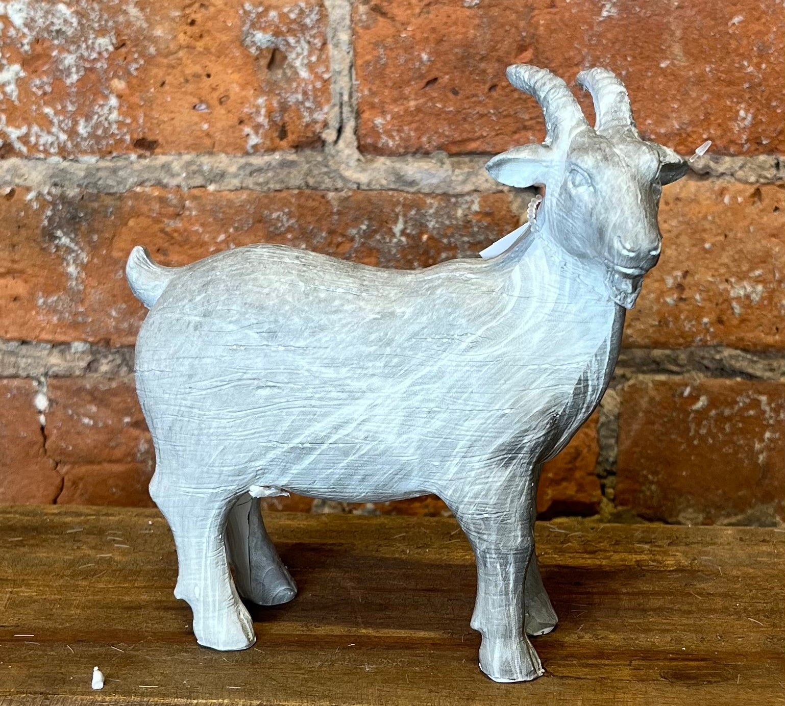 Resin Farm Animal 6x4.5"