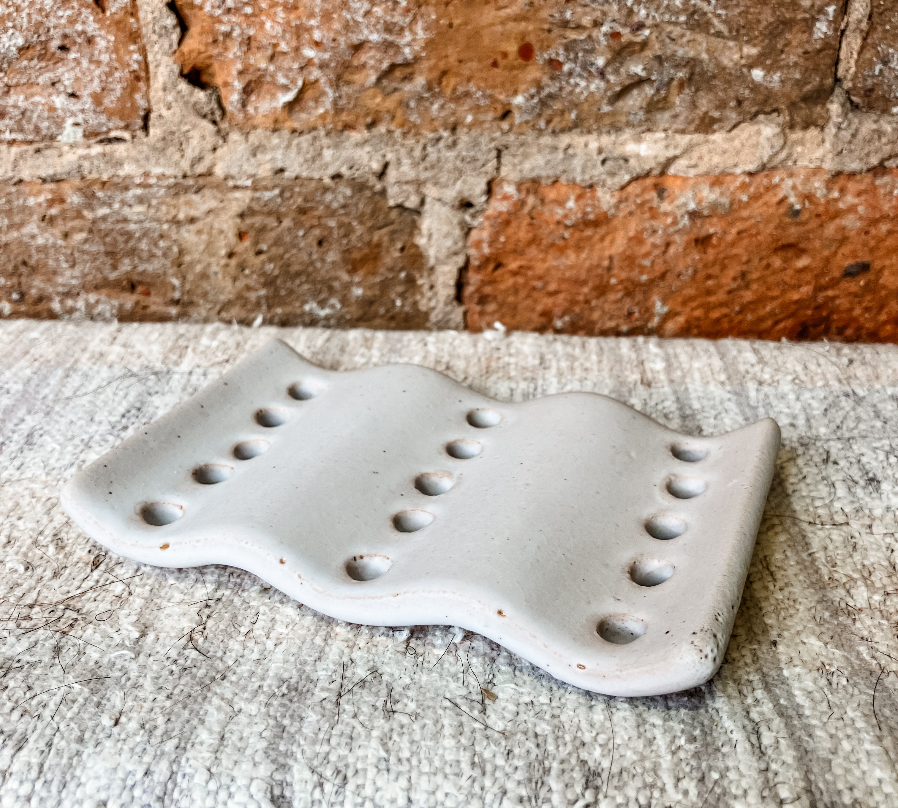Stoneware Soap Dish 5"x3.25"