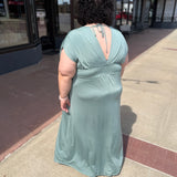 Plus Solid Maxi Dress w/Ruched Sleeve